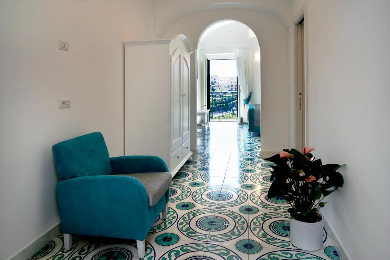 Suites In The Amalfi Coast - Guesthouse With Terrace Near Amalfi - Breathtaking View Of Ravello Скала Экстерьер фото